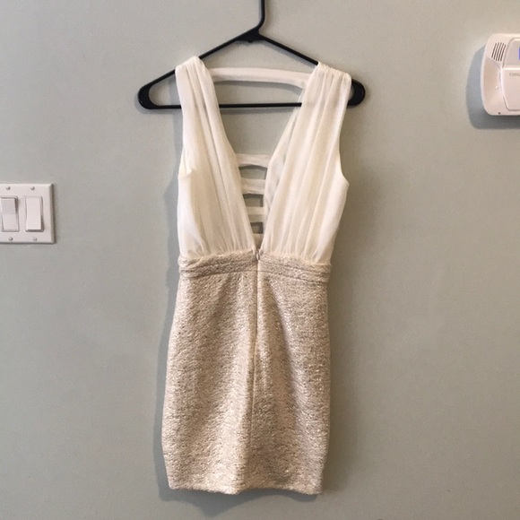 Dress - Picture 2 of 4